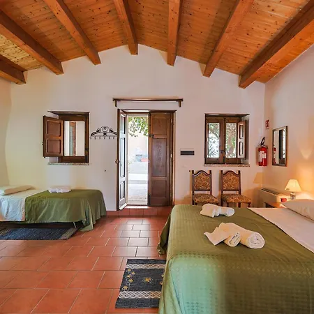 Гостевой дом Ospitalita D'alunzio 3*