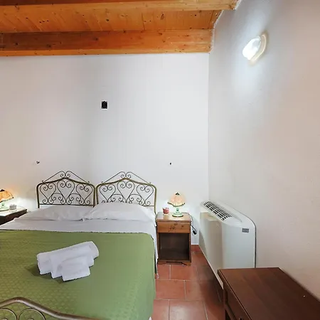 Ospitalita D'alunzio 3* San Marco d'Alunzio